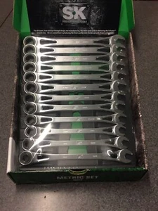 SK PROFESSIONAL TOOLS SET WR RATCH 12PC METRIC SKT80019 - Picture 1 of 1
