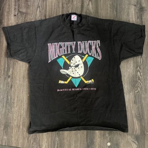 Vintage 1993 Mighty Ducks Tshirt 93-94 Season 90s Anaheim Disney NHL Sz Large Cover