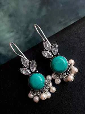 minimalist monalisa stone earring - Image 1 of 3