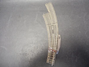 Fleischmann H0 linke Bogenweiche 6142  mit geprüftem Elektroantrieb Profi Gleis - Picture 1 of 2