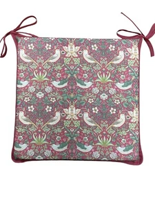 Almohadillas de asiento cuadradas carmesí Strawberry Thief comedor/patio/jardín/cocina - Imagen 1 de 5