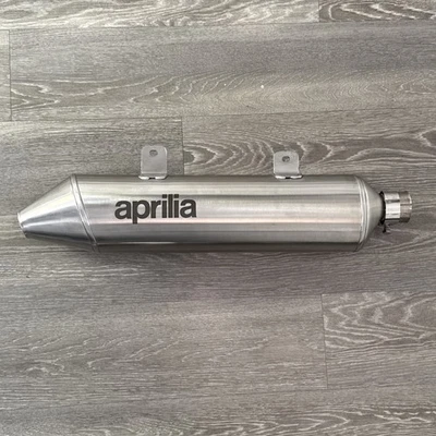 Aprilia SX125 EXHAUST SILENCER OEM, Can, Muffler, Fits 2021-24 P.N. 2B007007 — 第 1/4 张图片