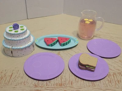 American Girl Varios Artículos de GOTY 2009 Chrissa's Party Treats  Foto 1 de 4