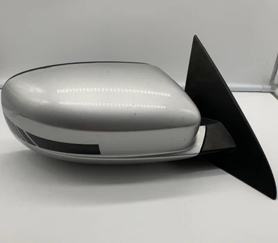 2011-2014 Chrysler 200 Passenger Side View Power Door Mirror Silver B04B47058 - Image 1 of 4
