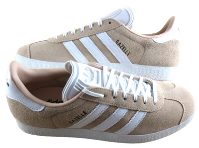 Adidas Para Mujer Gazelle Gamuza Rayas Zapatos Halo Rubor Nube Blanco Talla 8.5 Nuevo en Caja Foto 1 de 4