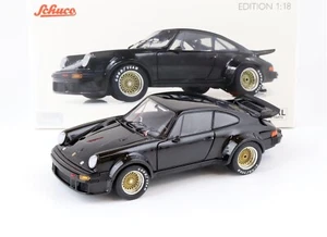 1976 PORSCHE 911 934 RSR COUPE BLACK 1:18 SCALE BY SCHUCO - Afbeelding 1 van 5