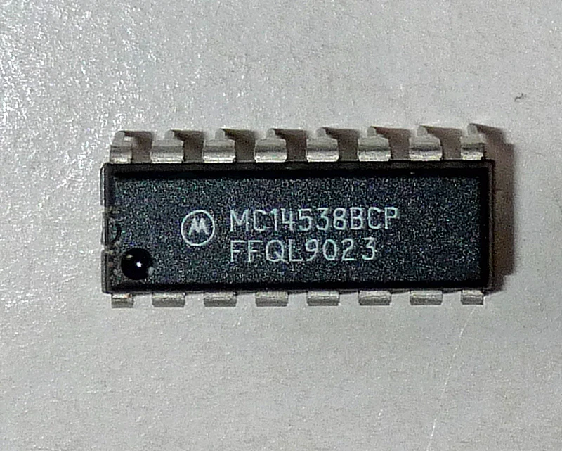 50 Stück CMOS-Schaltkreise MC14538BCP, 2-fach Monostabiler Multivibrator, DIP16 - Bild 1 von 1