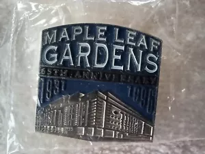 1996 Toronto Maple Leaf Gardens 65th Anniversary Maple Leafs Hat Lapel Pin - Picture 1 of 4