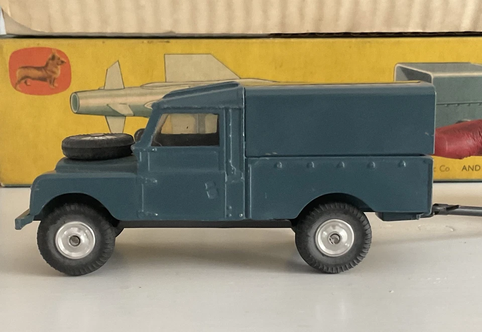 Corgi Toys Thunderbird Guided Missile RAF Land Rover Gift Set No. 3 Original Box - Image 1 of 4