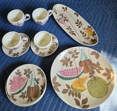 RedWing Pottery Tampico Pattern Lot - Image 1 of 4