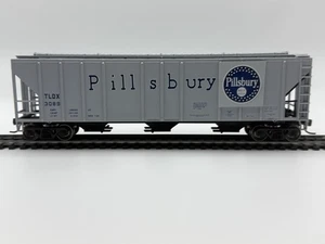 Holva cubierta de 3 bahías HO Athearn Pillsbury TLDX 3089 - Acopladores KD ruedas de metal - Imagen 1 de 4