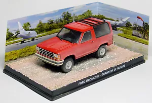 Ford BRONCO II Quantum of Solace James Bond 007 Universal Hobbies 1/43 Dirty - Picture 1 of 1