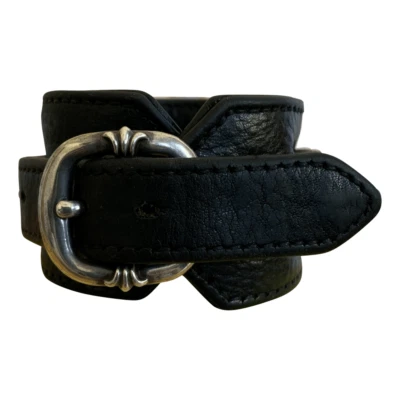 Pulsera Pistolero Plata Cuero Ajustable Corazones Cromados Foto 1 de 4