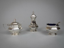 Sterling Silver Three Piece Cruet Set With Spoon by Ernest Druiff & Co, 1925.