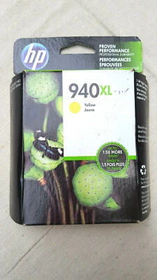 HP 940XL High Yield Original Ink Cartridge, Yellow (C4909AN) - Image 1 of 4