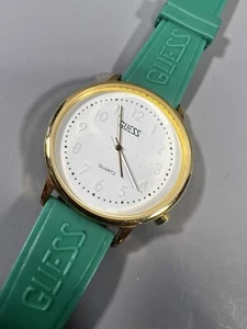 Guess Uhr weißes Zifferblatt grünes Armband - Bild 1 von 9