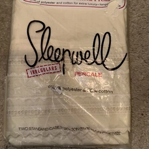 Vintage Sleepwell Percale Two Pillowcases Eyelet Cream Cotton Blend - Picture 1 of 6