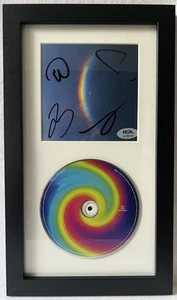 Coldplay Band Signed ‘Moon Music’ CD Insert Framed Display PSA/DNA COA - Picture 1 of 5
