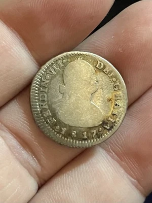 RARA MONEDA DE PLATA COLONIAL ESPAÑOLA DE 1 REAL DE 1817 Santiago Mint 45.000 de colección Foto 1 de 2