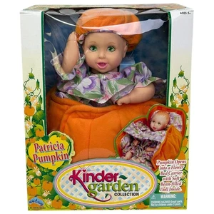 Kinder Garden Collection Patricia Pumpkin Doll Flower Bed Carrier New in Box - Picture 1 of 6