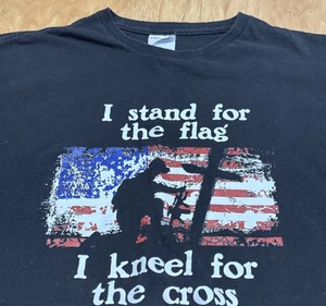 AMERICA Shirt Stand For Flag Kneel For The Cross Black Short Sleeve Tee Medium - Picture 1 of 4