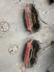 Used Front Brake Calipers for Lexus GS300 GS350 GS430 IS200t IS350 RC200t - Picture 1 of 4