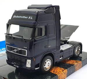 Welly 1/32 Scale 32630W - Volvo FH12 Transporter - Black - Picture 1 of 5