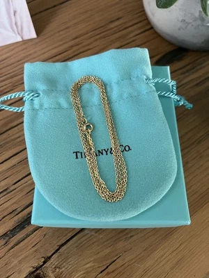 Tiffany & Co Oro Amarillo 18k 1mm Fina Delicada Cadena 18" Largo Excelente Brillante  Foto 1 de 4