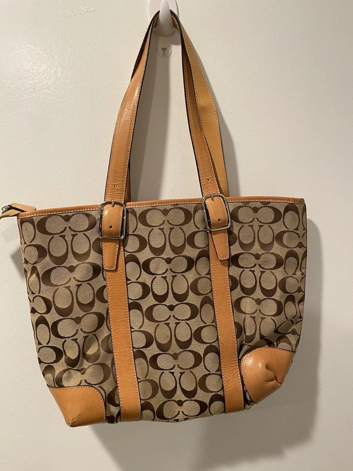 * Parece COACH, Bolsa tote cáqui marrom bronzeado laranja - Imagem 1 de 4