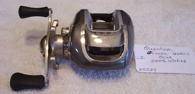 071224 VINTAGE quantum xenon xe600cx BAITCASTER REEL  VERY SMOOTH WORKING - Image 1 of 4