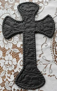 LARGE CAST IRON CROSS / CRUCIFIX WALL PLAQUE. NEW 14" × 8.5" by BIG SKY CARVERS - Picture 1 of 9
