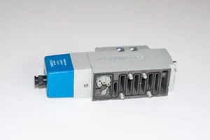 Electroválvula Numatics I12BA400MP00061 24VDC, nuevo desgaste estante 12 meses de garantía - Imagen 1 de 9