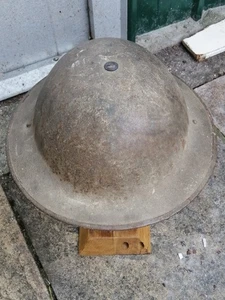 Original WW2 Brodie Helmet Stamped D/F 33 With 1939 Dated Liner. - Picture 1 of 11