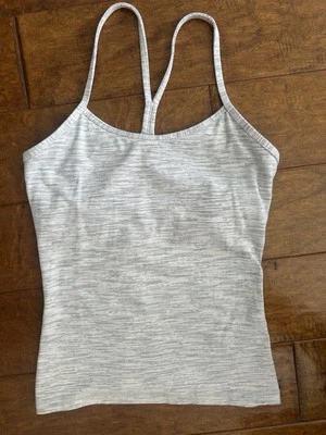 Tanque Lululemon Power Y, Wee are from Space Nimbus Battleship/gris hielo, talla 6 Foto 1 de 4