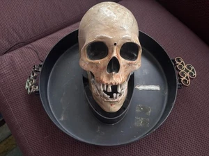 VTG Gemmy Halloween Motion Sensor Singing/Talking Skull on Candy Platter - Picture 1 of 7