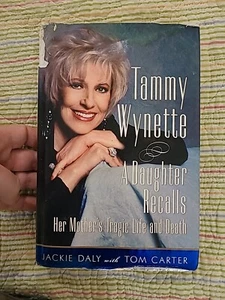 Tammy Wynette: Eine Tochter erinnert sich an das tragische Leben und Tod ihrer Mutter von Tom - Bild 1 von 6