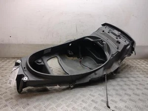 2013 PIAGGIO MP3 LT 500IE SPORT MP3 500 LT SPORT Seat Potty - Picture 1 of 7