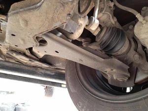 545002D002DS aufhängung arm unter vorne für KIA CERATO I SEDAN (LD) 2.0 5130604 - Picture 1 of 3