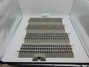 Lionel FastTrack 10" Straight Track Lot set of (3) & 1 Power Track - Picture 1 of 9