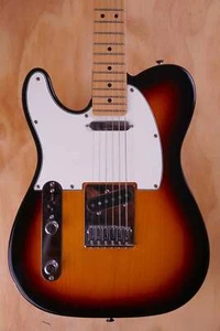 2022 Fender Player Telecaster Left-Handed Electric Guitar in Sunburst, Used - Picture 1 of 6