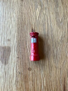 RARE DINKY TOYS RED PILLAR BOX. G.R. KING GEORGE. - Picture 1 of 2