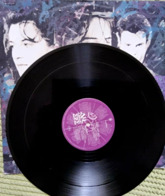 All About Eve - Wild Hearted Woman (12" Single 1988) vinyl record + pic sleeve - Image 1 of 4