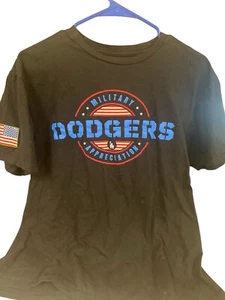 Camiseta Noche Apreciación Militar LA Dodgers Pequeña - Imagen 1 de 1