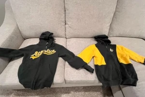 Boys Oakland A's Athletics Hoodie Hooded Sweatshirt Jacket Zip Up Size Medium - Picture 1 of 6