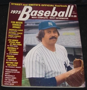 Street and Smith's 1975 Baseball Yearbook,Catfish Hunter,NY Yankees cover - Picture 1 of 4