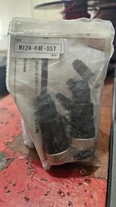 SAMWON/M12A-B4F-S57/FEMALE/4P (2 in box) - Picture 1 of 1