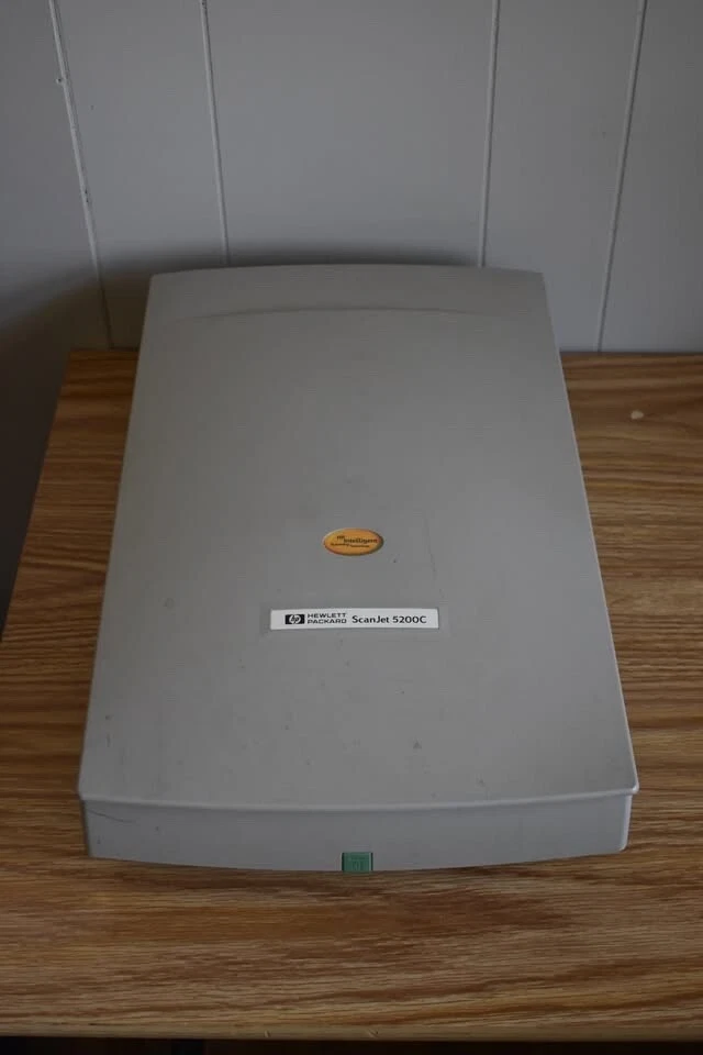 Hewlett Packard ScanJet 5200C | Flatbed Scanner with USB Connectivity - Image 1 of 1