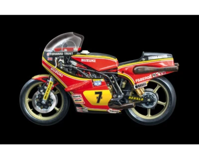 Italeri 4644 Suzuki RG 500 XR27 Team Heron Barry Sheene 1978 1:9 modellismo - Immagine 1 di 4