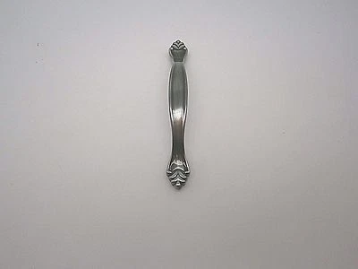  Tirador de gabinete Creations by Alno Bella A1456-35-AP 3 1/2" peltre antiguo 643B Foto 1 de 4