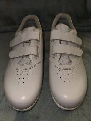 NUEVOS ZAPATOS CÓMODOS SAS Me Too blancos para mujer, 7M Foto 1 de 4